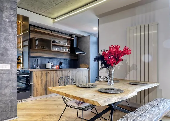 Unique Penthouse Floreasca * 부쿠레슈티